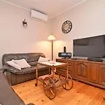 With Private Sauna And Garden *