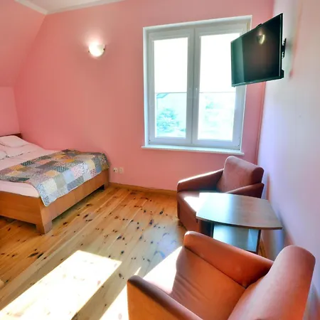 With Private Sauna And Garden Semesterbostad *