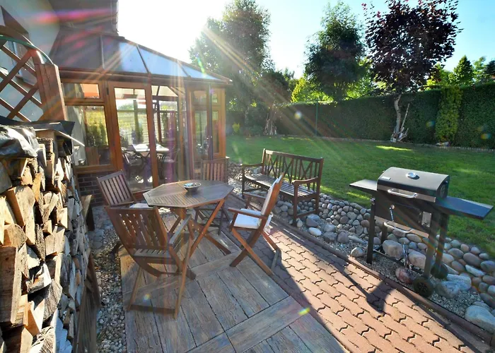 Semesterbostad With Private Sauna And Garden *